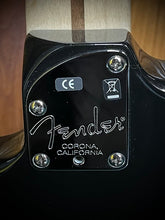 Load image into Gallery viewer, 2007 HSS Fender American Deluxe Stratocaster with Rosewood Fretboard Montego Black