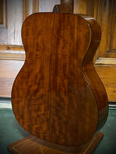 Load image into Gallery viewer, Martin Custom Shop (OM-28 Body Size) Ambertone Finish Sitka Top/ Flame Mahogany Back and Sides