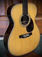 Load image into Gallery viewer, 2023 Martin Standard Series OM-28 Sitka/ EIRW