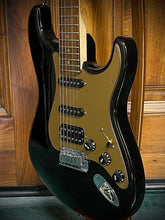 Load image into Gallery viewer, 2007 HSS Fender American Deluxe Stratocaster with Rosewood Fretboard Montego Black
