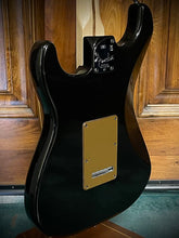 Load image into Gallery viewer, 2007 HSS Fender American Deluxe Stratocaster with Rosewood Fretboard Montego Black