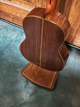 Load image into Gallery viewer, Francisco Esteve GR11