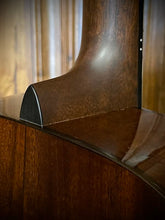Load image into Gallery viewer, Martin Custom Shop (OM-28 Body Size) Ambertone Finish Sitka Top/ Flame Mahogany Back and Sides