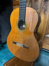 Load image into Gallery viewer, Francisco Esteve GR11