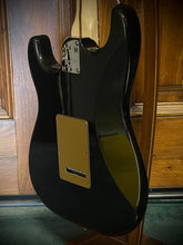 Load image into Gallery viewer, 2007 HSS Fender American Deluxe Stratocaster with Rosewood Fretboard Montego Black