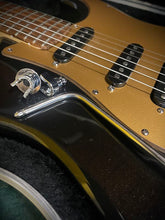 Load image into Gallery viewer, 2007 HSS Fender American Deluxe Stratocaster with Rosewood Fretboard Montego Black