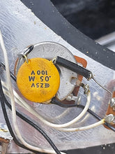 Load image into Gallery viewer, 1978 Fender Stratocaster (Natural) with Maple Fretboard