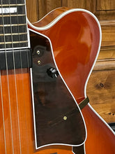 Load image into Gallery viewer, Mark Campellone Standard Series Custom 17" 2002 - Amber Burst