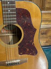 Load image into Gallery viewer, Gibson J-50 Deluxe 1973-1975 (VIDEO DEMO) OHSC