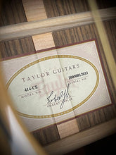 Load image into Gallery viewer, 2005 Taylor 414ce Sitka Top- Satin Ovangkol Back and Sides