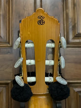 Load image into Gallery viewer, Fernando Estrada Gomez Classical 1995 Natural (VIDEO DEMO)