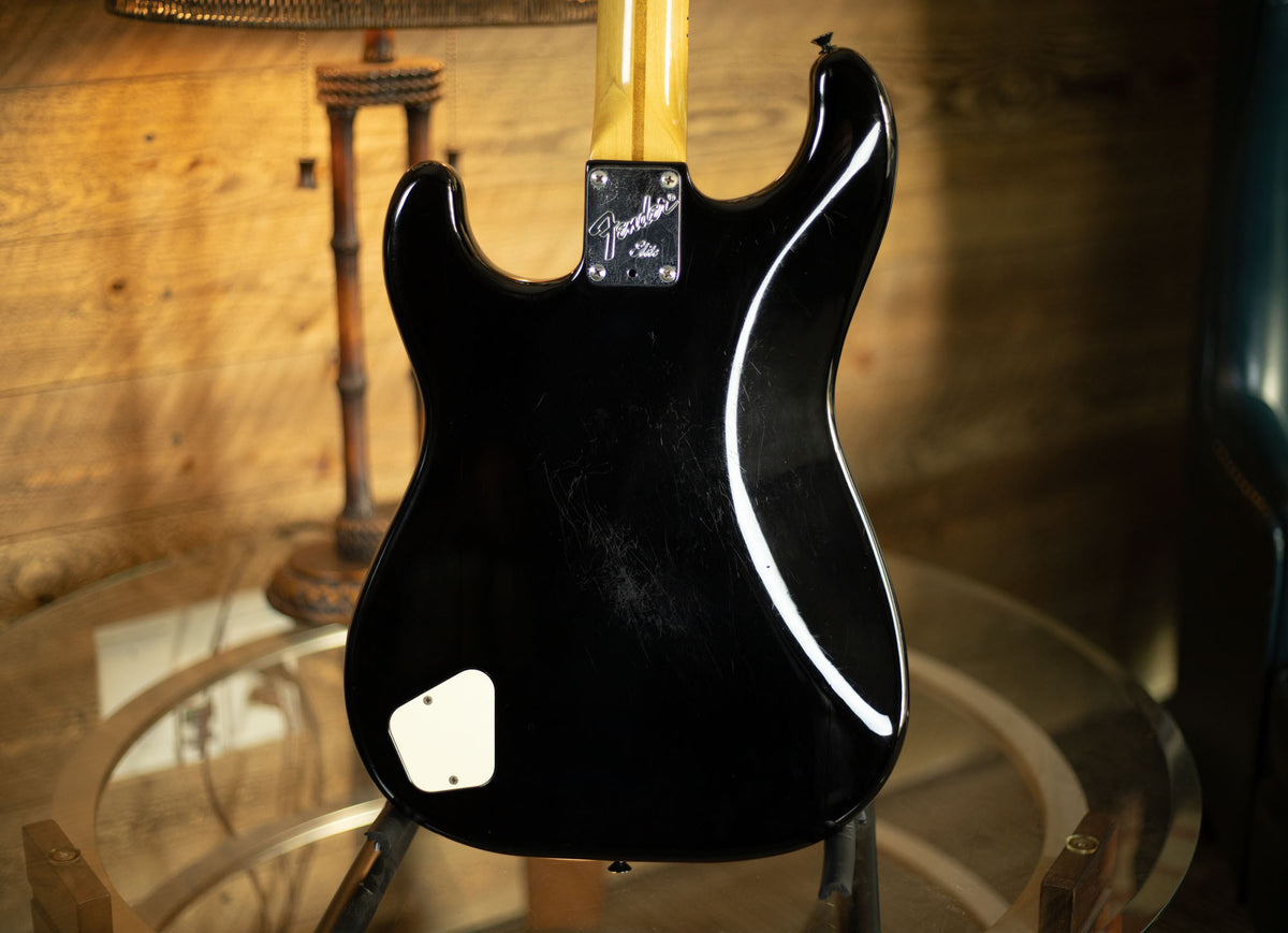 Fender Elite Stratocaster with Maple Fretboard 1983 - 1984 Black Fender Elite Stratocaster with Maple Fretboard 1983 - 1984 Black