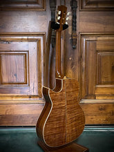 Load image into Gallery viewer, Vince DeFrancis #35 Sitka/ Highly Flamed Koa