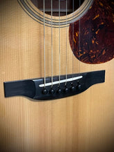 Load image into Gallery viewer, Bourgeois D Country Boy 2013 Adirondack/ Mahogany