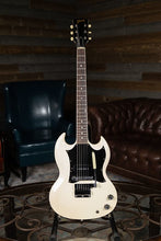 Load image into Gallery viewer, Gibson SG Junior "Large Guard" with Vibrola 1967 Polaris White
