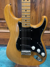 Load image into Gallery viewer, 1978 Fender Stratocaster (Natural) with Maple Fretboard