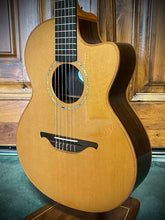 Load image into Gallery viewer, Lowden S25J - Jazz Series Nylon Crossover 2002-2003