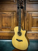 Load image into Gallery viewer, 2005 Taylor 414ce Sitka Top- Satin Ovangkol Back and Sides