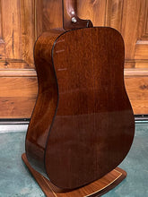 Load image into Gallery viewer, Bourgeois D Country Boy 2013 Adirondack/ Mahogany