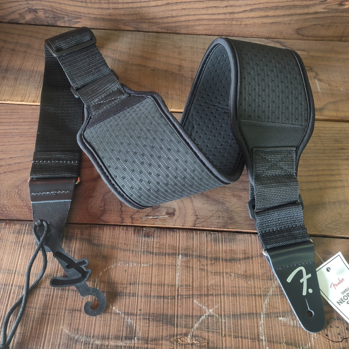 Fender clearance neoprene strap