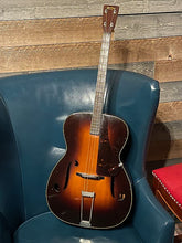 Load image into Gallery viewer, Martin R-18T Tenor 1934 (RARE)(VIDEO DEMO)