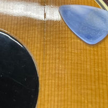 Load image into Gallery viewer, Guild F-412 Blonde/ Natural 1976 12 String (VIDEO DEMO)