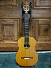 Load image into Gallery viewer, Fernando Estrada Gomez Classical 1995 Natural (VIDEO DEMO)