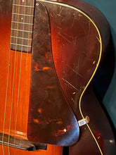 Load image into Gallery viewer, Martin R-18T Tenor 1934 (RARE)(VIDEO DEMO)