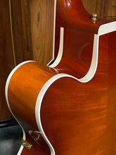 Load image into Gallery viewer, Mark Campellone Standard Series Custom 17" 2002 - Amber Burst