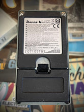 Load image into Gallery viewer, Ibanez TS9DX Turbo Tube Screamer Near Mint- Made In Japan