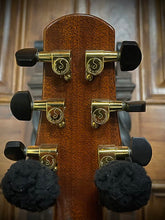 Load image into Gallery viewer, Bourgeois MS Custom (Martin Simpson) 2003 - Sun Burst - LR Baggs Equipped