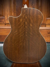Load image into Gallery viewer, 2005 Taylor 414ce Sitka Top- Satin Ovangkol Back and Sides
