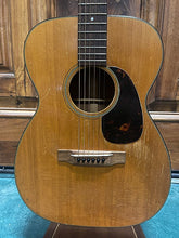 Load image into Gallery viewer, 1957 Martin 00-18 Natural with Case (Video Demo)