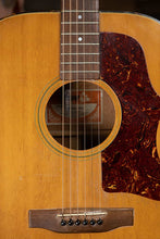 Load image into Gallery viewer, Gibson J-50 Deluxe 1973-1975 (VIDEO DEMO) OHSC