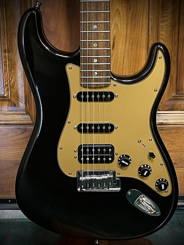 ギター Fender American Delax Fender American Deluxe Stratocaster Amber 2007 – Chicago