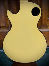 Load image into Gallery viewer, 3dd925dc-224a-40ad-bf0a-7013aa22a436
