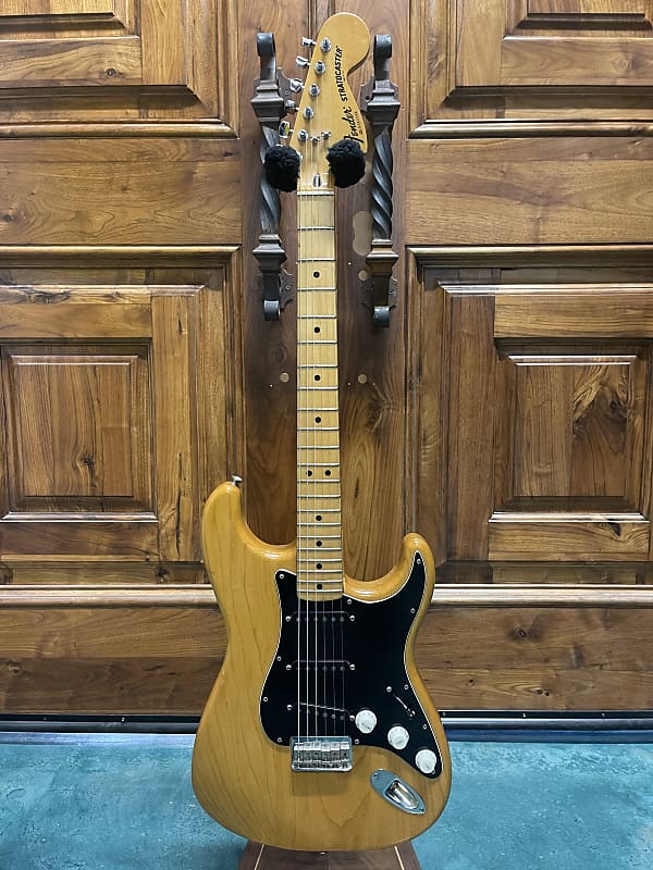1978 Fender Stratocaster (Natural) with Maple Fretboard
