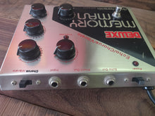 Load image into Gallery viewer, Electro-Harmonix Deluxe Memory Man (Vintage 1980&#39;s)
