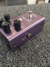 Load image into Gallery viewer, Fender The Pelt Fuzz 2018
