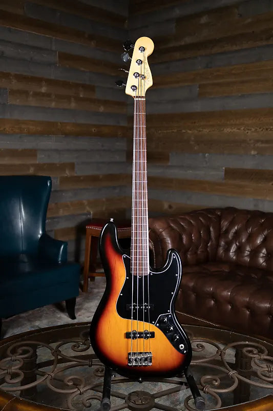 2001 Fender American Series Jazz Bass Fretless Sunburst (VIDEO DEMO)