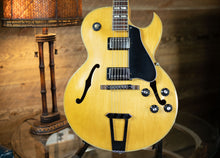 Load image into Gallery viewer, Gibson ES-175D 1979 Natural /  Collectors Condition!
