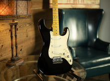 Load image into Gallery viewer, Fender Elite Stratocaster with Maple Fretboard 1983 - 1984 Black
