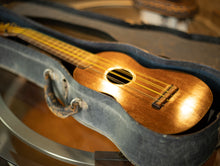Load image into Gallery viewer, Martin Taropatch 8-String Concert Ukulele 1920s mahogany

