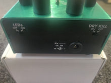 Load image into Gallery viewer, Fender Marine Layer Reverb
