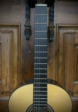 Load image into Gallery viewer, Manuel Contreras I Classical  1994  Brazilian and Sitka (Ex. Pepe Romero)

