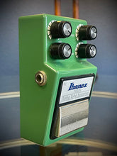 Load image into Gallery viewer, Ibanez TS9DX Turbo Tube Screamer Near Mint- Made In Japan
