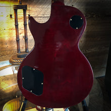 Load image into Gallery viewer, Gibson Les paul studio 1995 Trans Red
