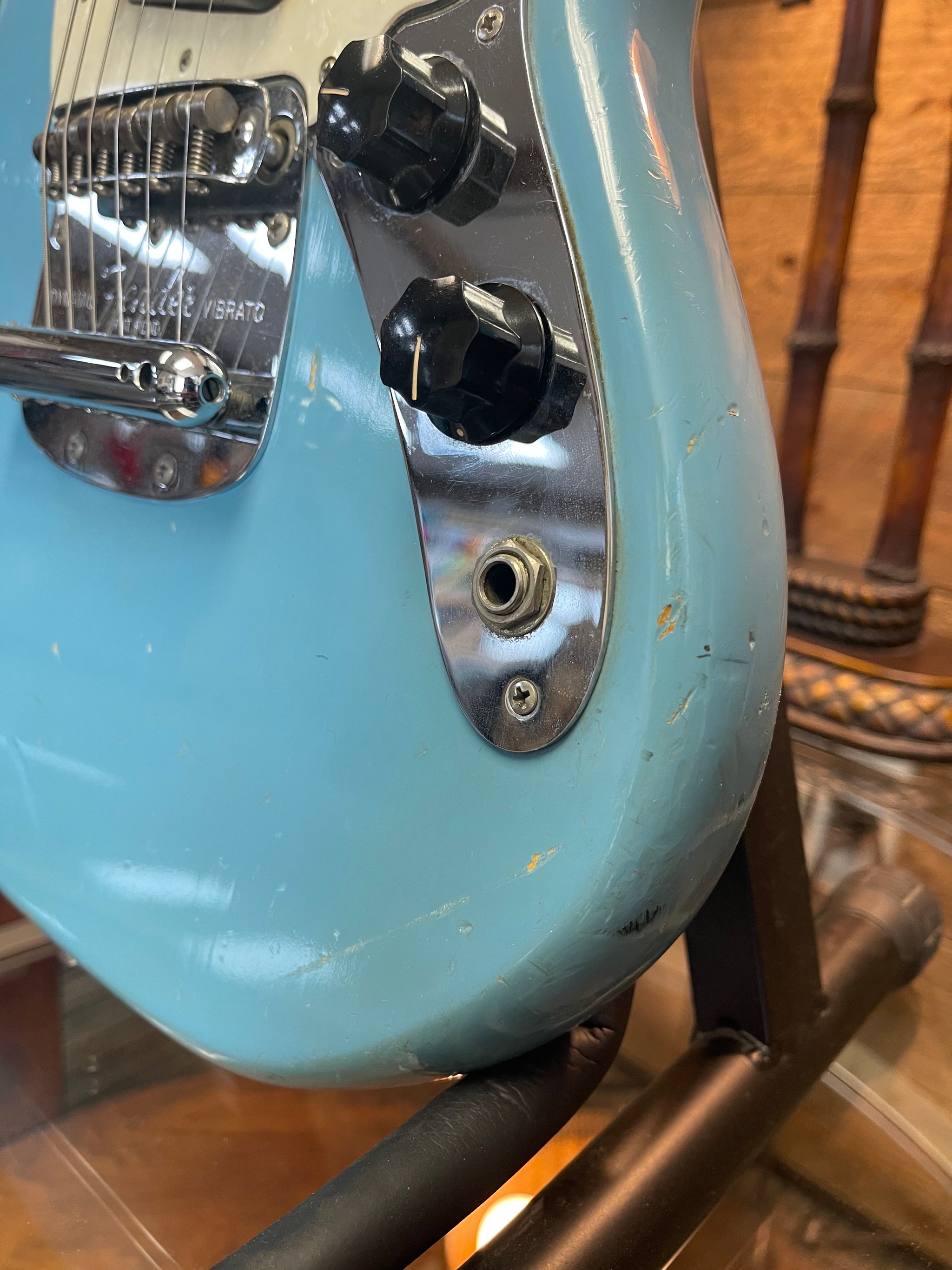 Fender Mustang Guitar with Rosewood Fretboard 1966 Daphne Blue