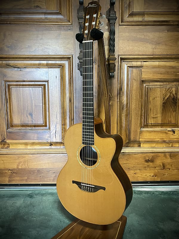 Lowden S25J - Jazz Series Nylon Crossover 2002-2003