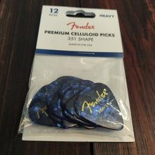 Load image into Gallery viewer, Fender Premium Celluloid Picks  Blue Pearl
